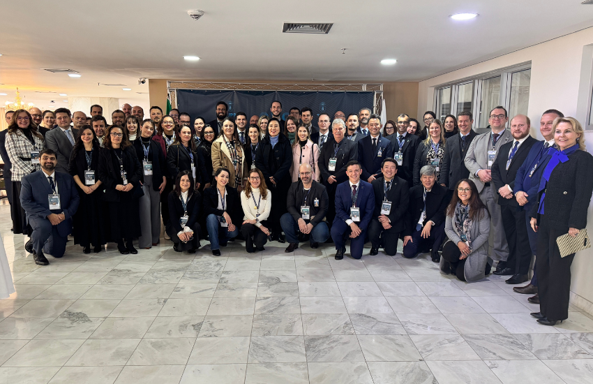 Servidores da regional de Jacarezinho realizam visita institucional no TJPR